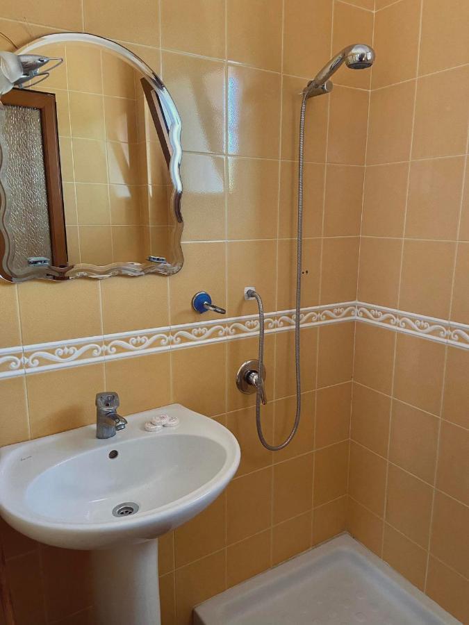 Maria Rentals Radhimë Exteriér fotografie